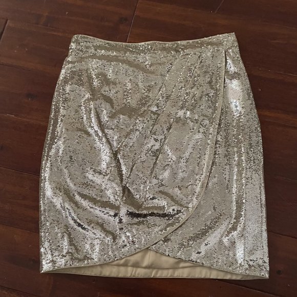 BCBG disco skirt / NWT / sequin mini skirt! - Picture 2 of 6
